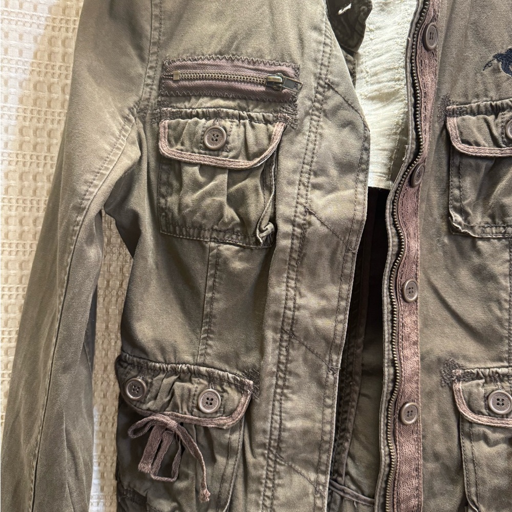 Women's Olive Utility Jacket - Picture 6 of 9
